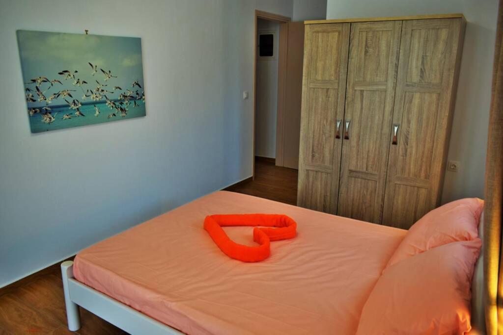 Meltemi Appartment Патитири Екстериор снимка